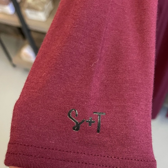 NWT - Smash + Tess Friday romper in Wine - Picture 2 of 9